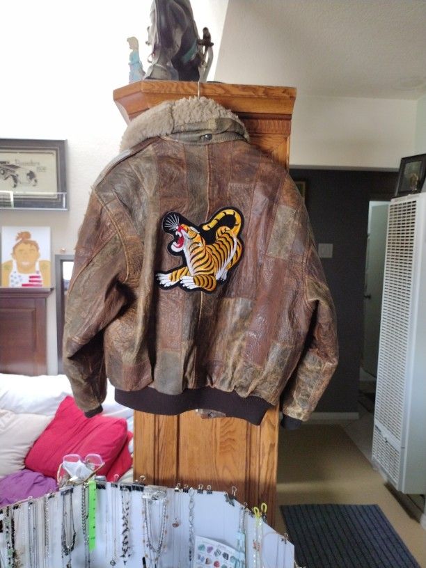 Vintage Leather Tomcat Piolets Jacket