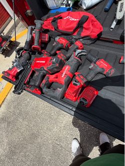 CRAFTSMAN V20 20-volt Max 7-Tool Power Tool Combo Kit with Soft Case (2-Batteries and Charger Included)