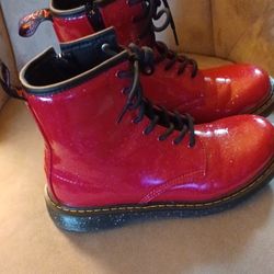 Dr Martin Size 5 Womens 