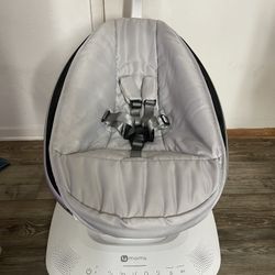 4 moms swings