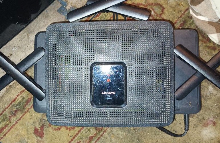 Linksys EA9300