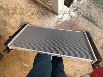 radiator GMC sierra 2009