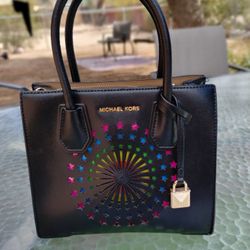 Michael Kors Light Up Bag FUN AND ADORABLE 