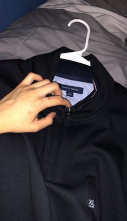 Tommy Hilfiger sweater