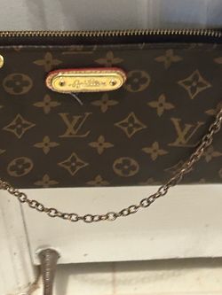 Louis Vuitton Monogram Clutch with Chain Strap