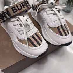 Burberry Tennis Shoes Size 7 1/2 Women’s 