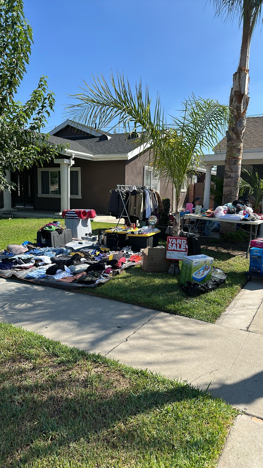 Yard Sale 