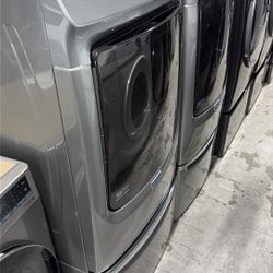 Maytag Washer And Dryer Set With Pedestal 