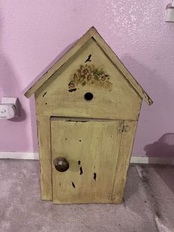 Vintage Wooden Cabinet