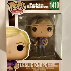 Ann Perkins Pawnee goddess Funko in Leslie Knope Pawnee goddess box (FACTORY ERROR)
