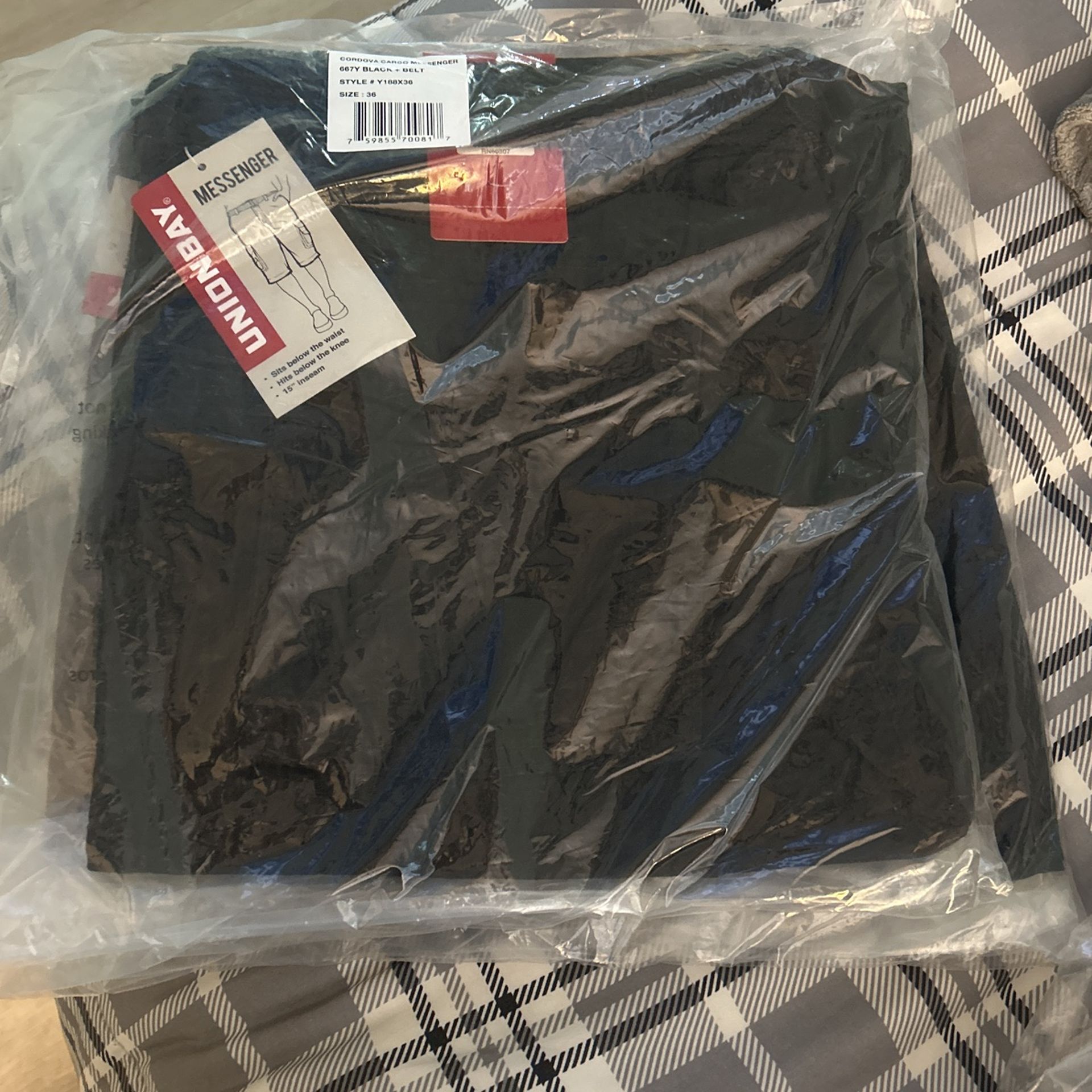 Unionbay Cargo Shorts Size 36 (2 Available)