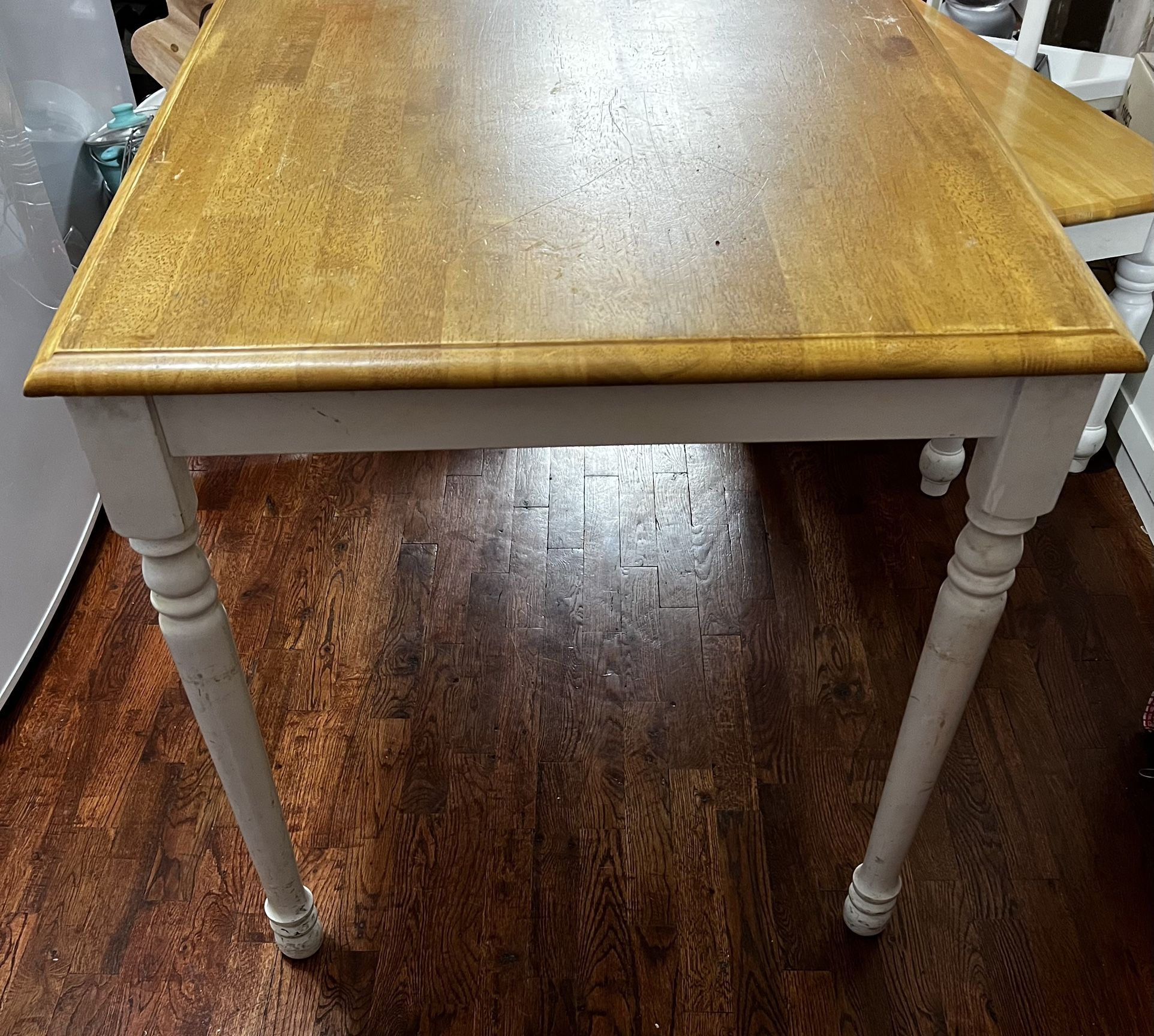 SOLID Dining table & 4 SOLID chairs