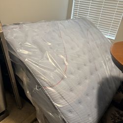 Mattress Queen Size
