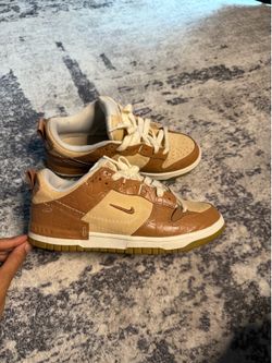 Shoes ( Nike Dunks )