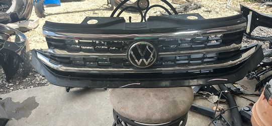 2020 2021 Volkswagen Atlas Front Grille Grill 3CM853653 OEM