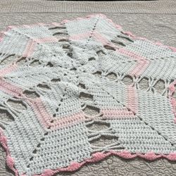Crochet small blanket white and pink