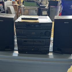 Sony Compact Hi Fi System LBT-D150