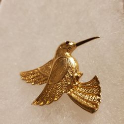 HummingbirdGold Tone Brooch Pin 2" Wings 