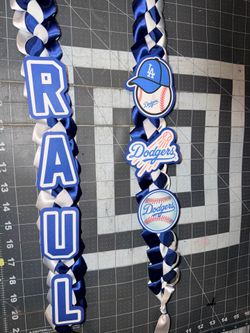 Custom dodger lei ( I’m still taking orders!!