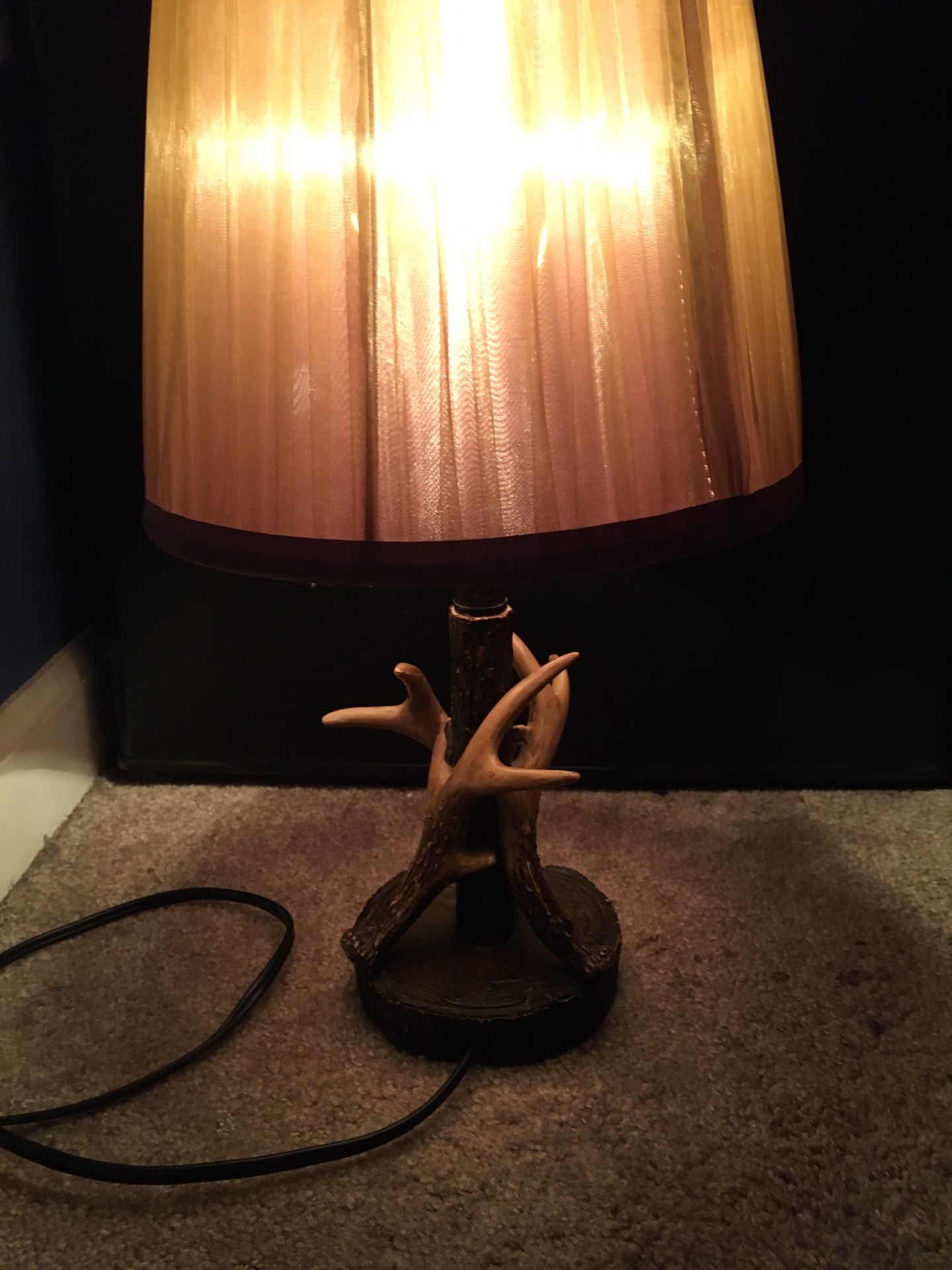 Mossy Oak Lamp