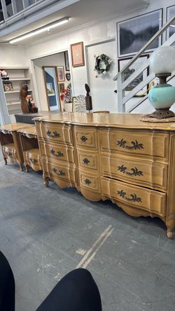 Vintage French Provincial dresser matching night stands