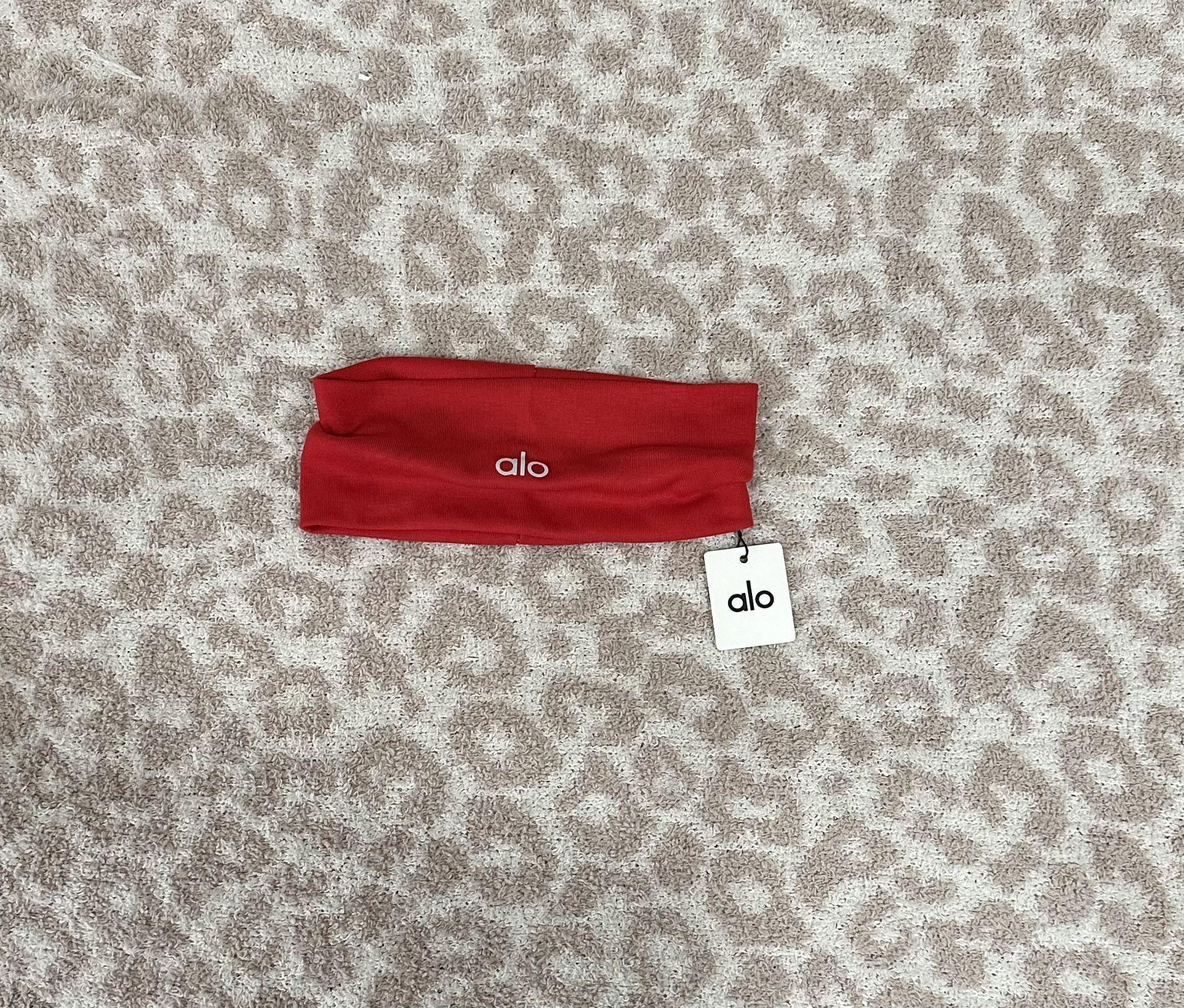 Alo Red Headband $18 **READ DESCRIPTION**