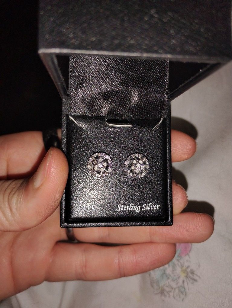 Bridge Diamond Earrings