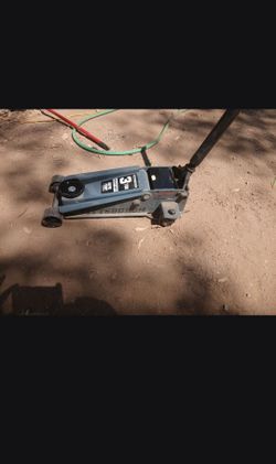 Floor jack