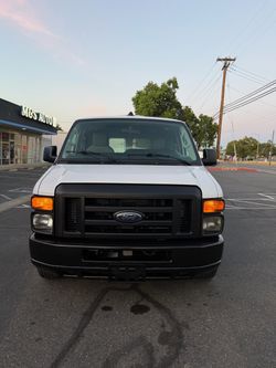 2010 Ford Econoline