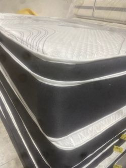 King pillowtop mattress and box spring new in plastic free delivery in Atlanta