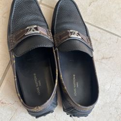 Louis Vuitton Man’s Size 44