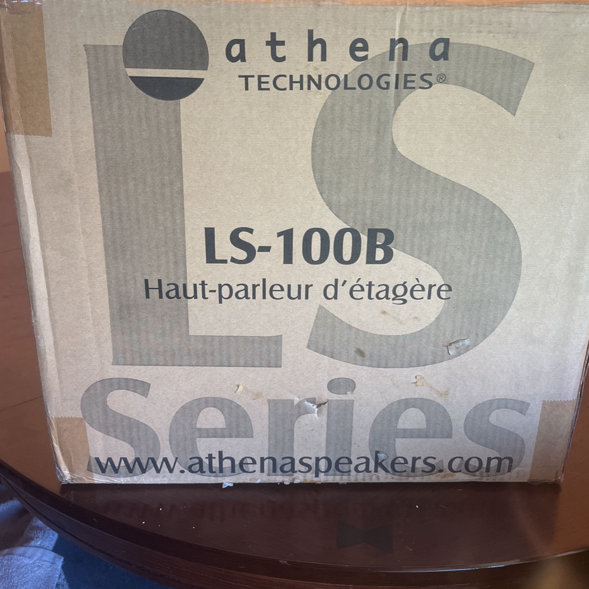 Athena LS-100B