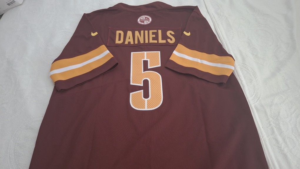 Washington Commanders Jayden Daniels Jersey