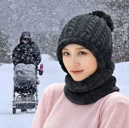 HUAMULAN Winter Beanie Hat & Fleece Neck Warmer Set – Women