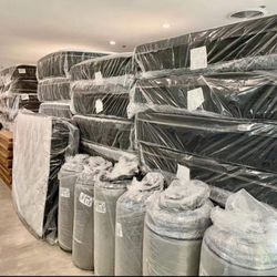 Exciting Offers: Dreamy Deals on King & Queen Mattresses - $40 Plan Available! - Read Below 👇