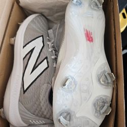 New Balance Baseball Shoes 