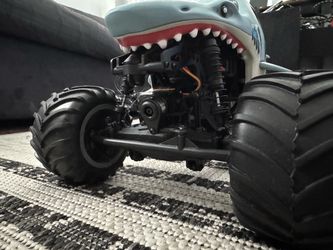 New LOSI LMT 4x4 Monster Truck + Aluminum Axles