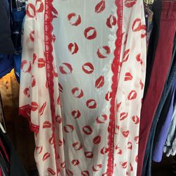 Lularoe Chloe- Lip print