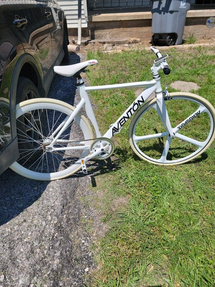 Avento Bike