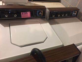 Hotpoint older model washer and dryer set/ 30 day warranty/ delivery and install are available