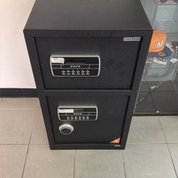 NOBI DOUBLE DIGITAL SAFE