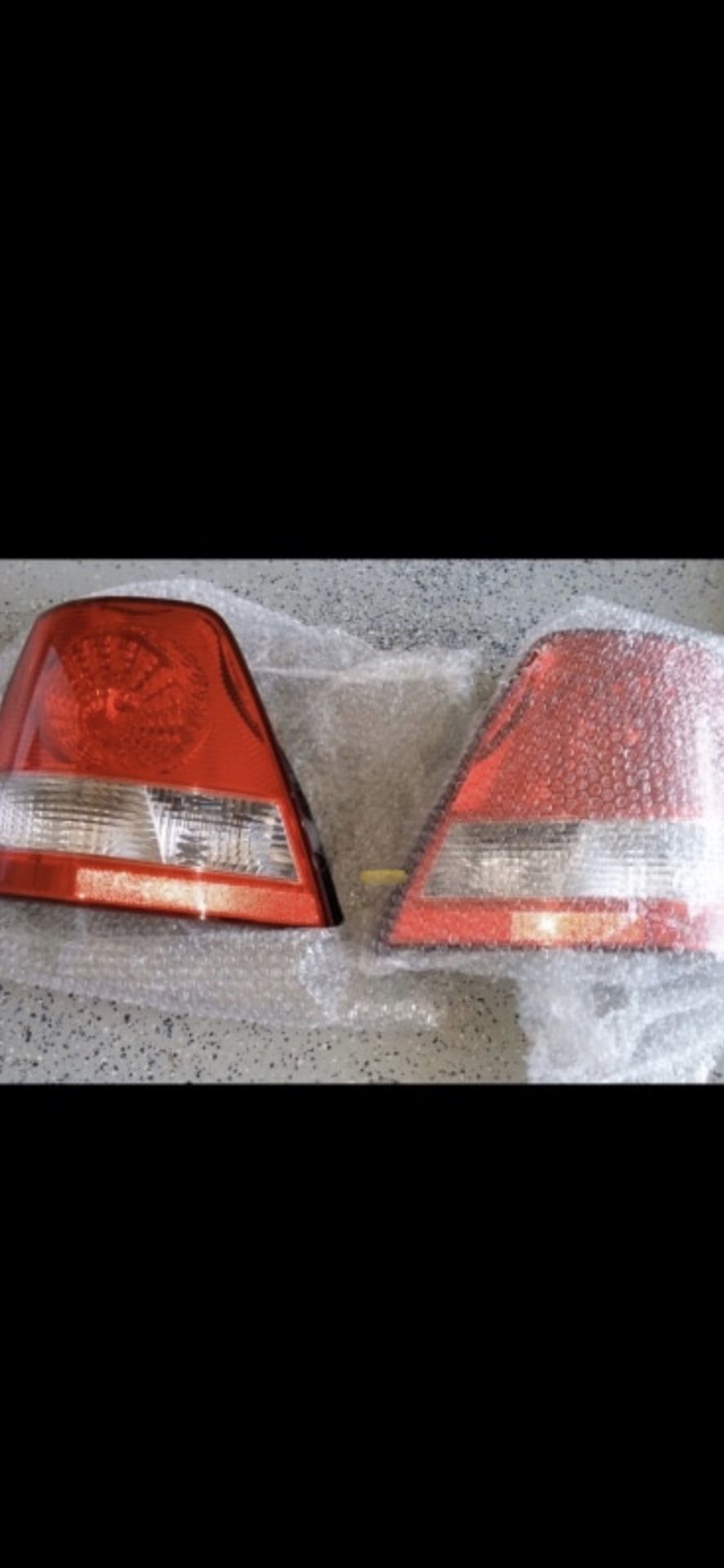 Tail light