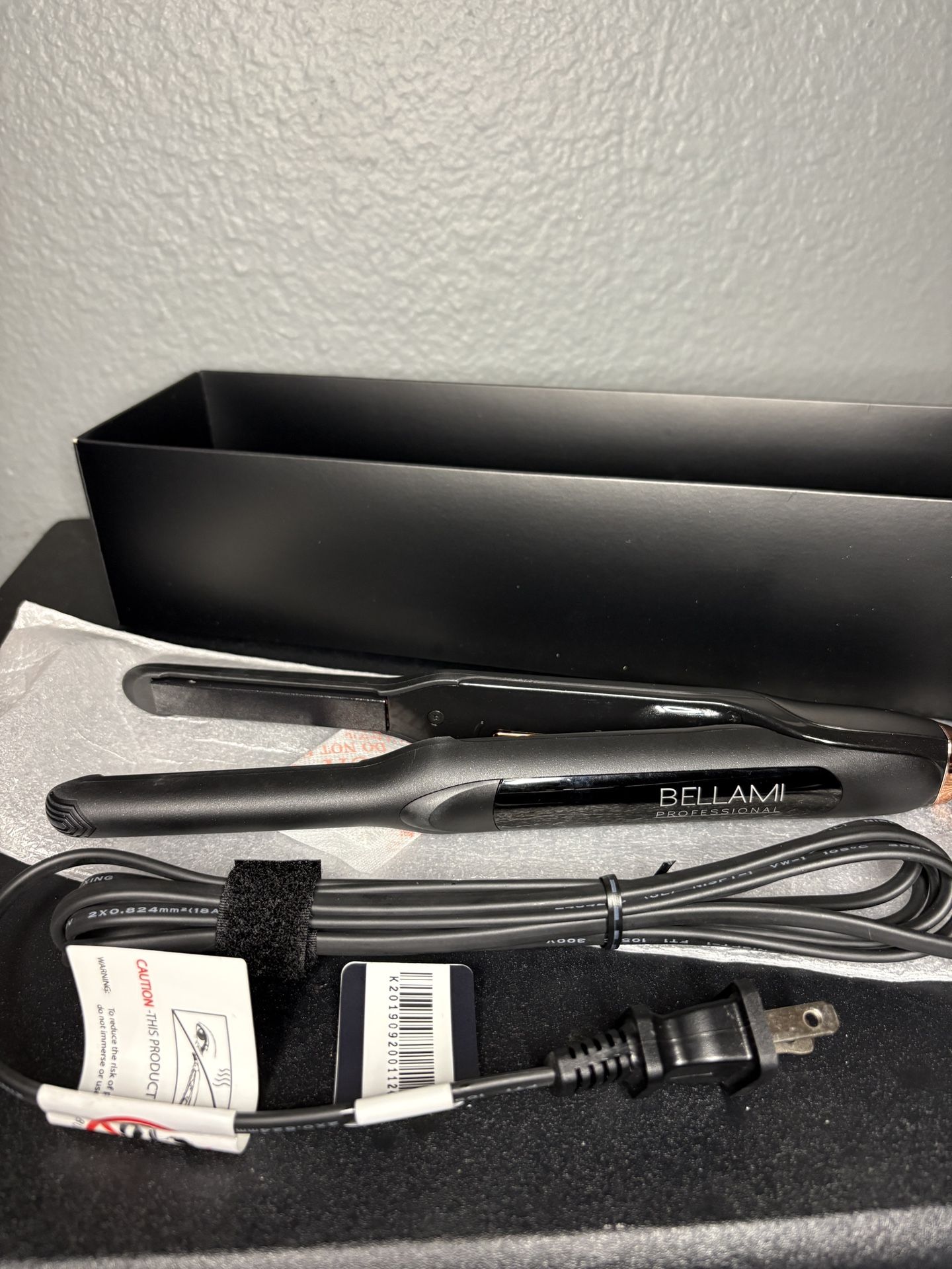 TRIPLE SHINE PROFESSIONAL DIGITAL FLAT IRON, BLACK ONYX & COPPER.