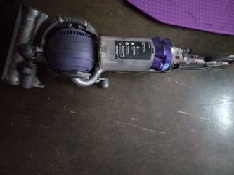 Dyson Ball Vacuum Includes Accessories