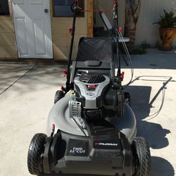 Murray FWD 22 INCH Self Propelled Lawn Mower 