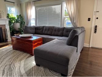 Marleton 2-Piece Sectional with Chaise