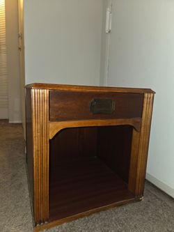 Vintage Wood Record Player Table / End Table