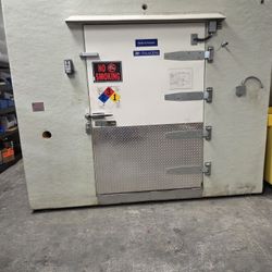 Polar King 10 X10' Finrrglass Shell Walk In Freezer