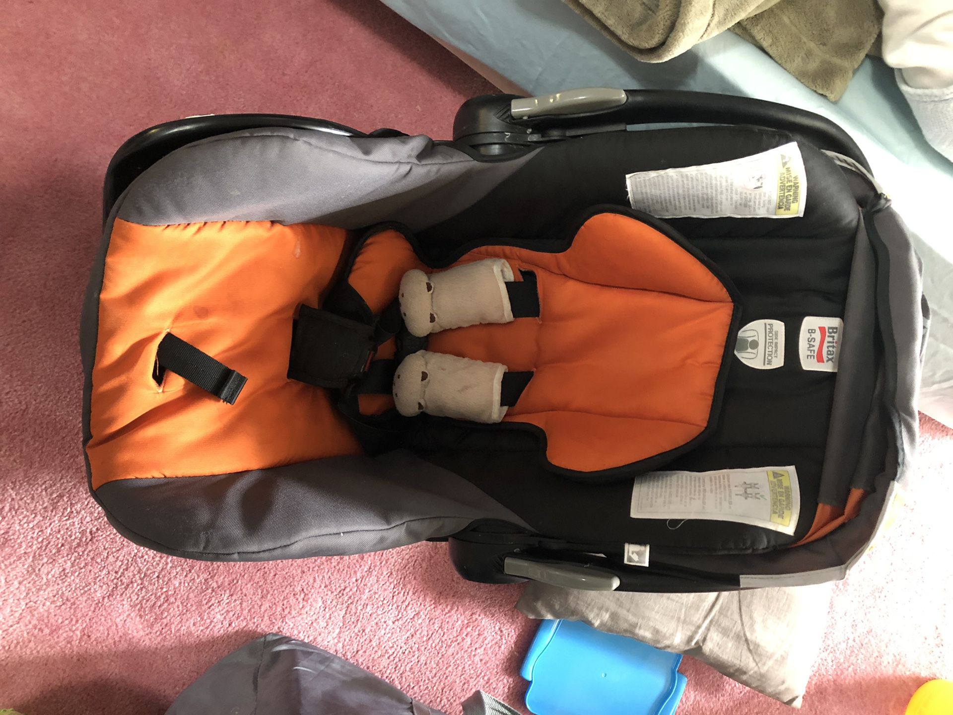Britax infant Car seat with two bases to use for second car.