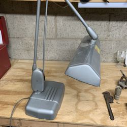 Vintage Dazor 2324 Industrial Drafting Adjustable Desk Lamp